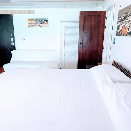 Dios Es Fiel - Ali Hotel-2